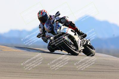 media/Jan-08-2022-SoCal Trackdays (Sat) [[1ec2777125]]/Turn 9 (125pm)/